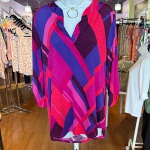 Vibrant Geometric Women's Top